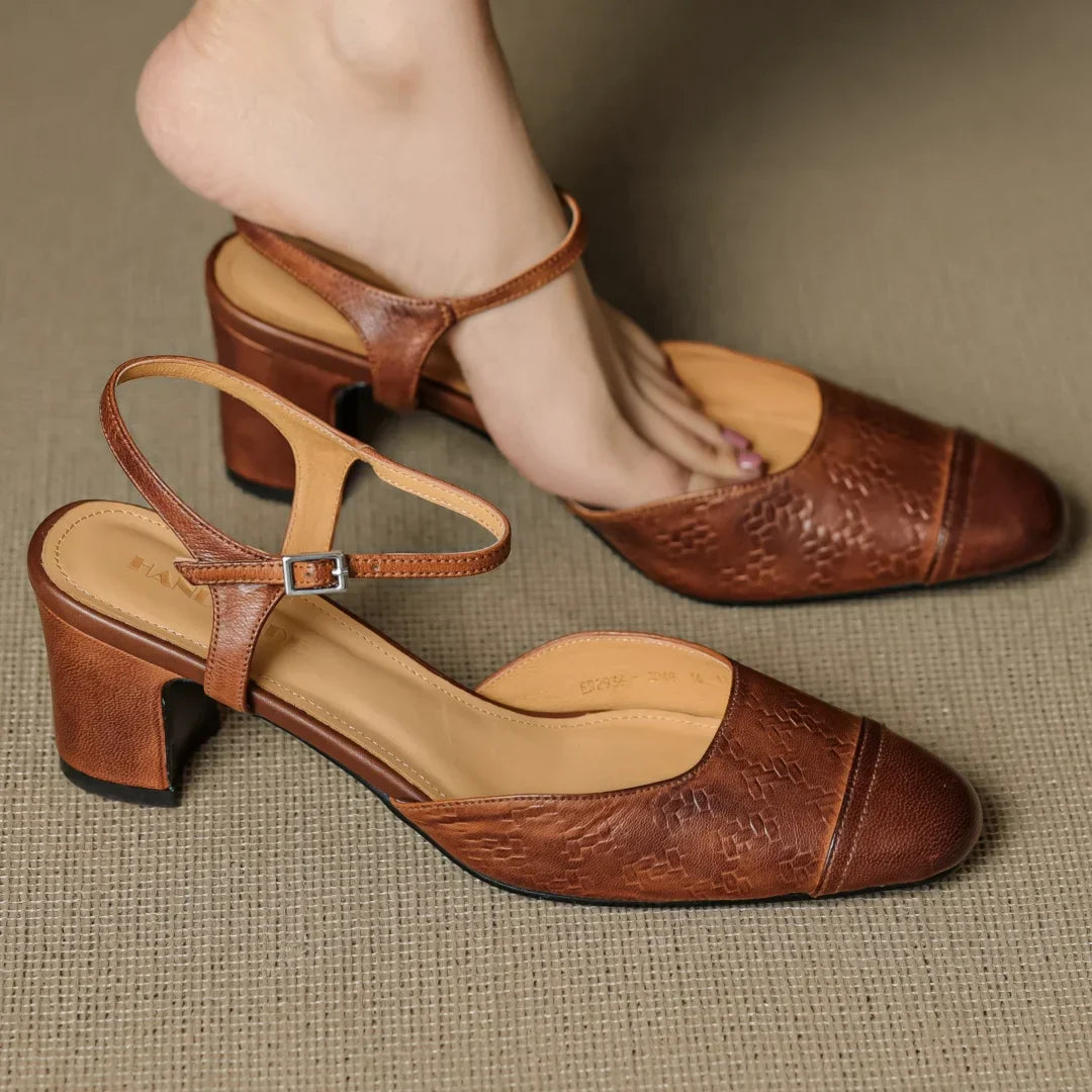 Neiro Genuine Leather Pumps