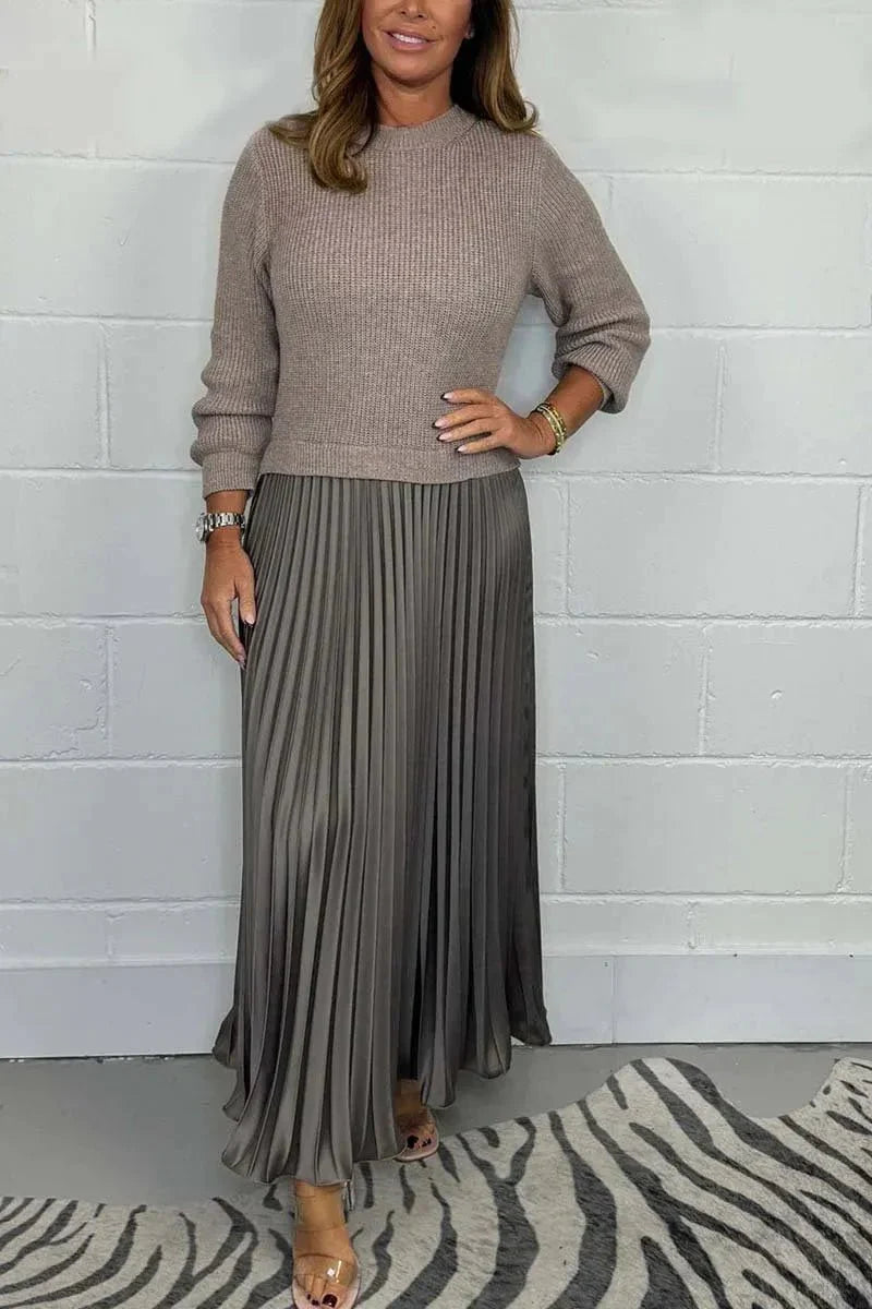 Claudia | Jersey Top and Pleated Skirt