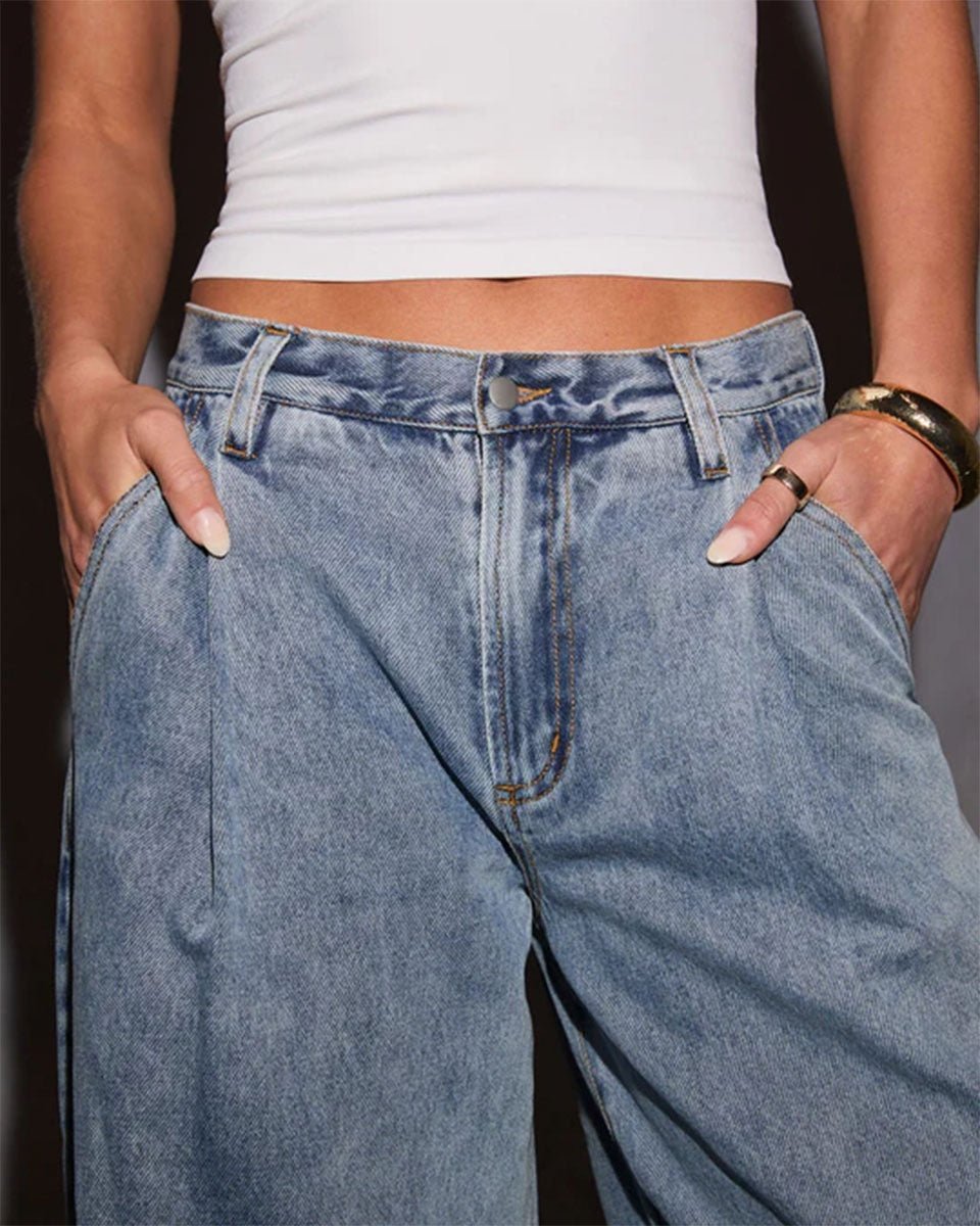 Fiona™ | Mid-rise straight cut jeans – fluid & feminine look