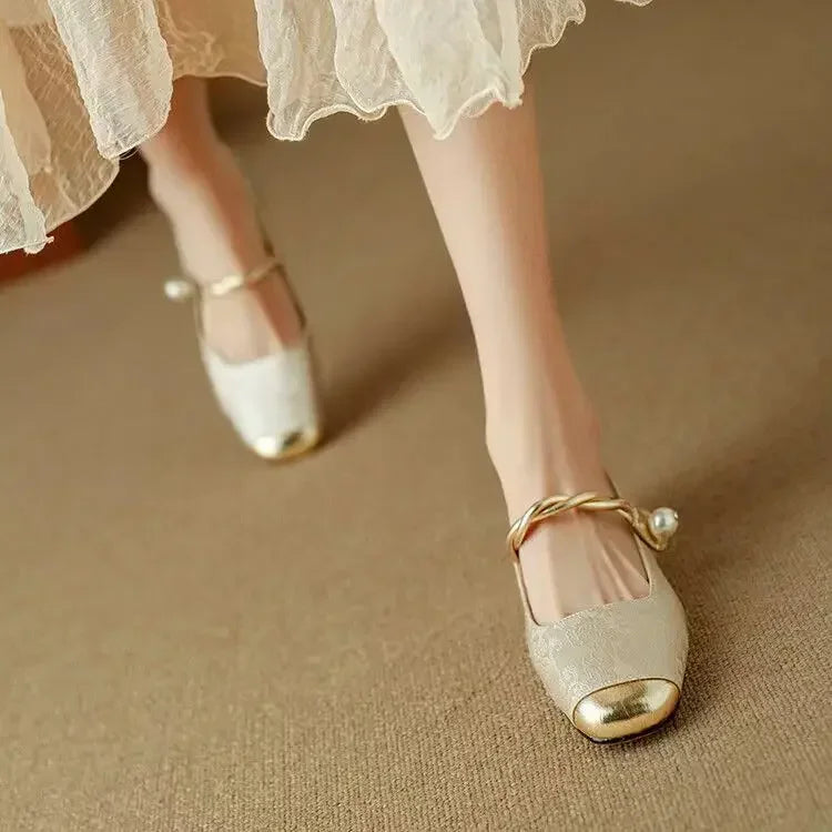 Emmie Pumps